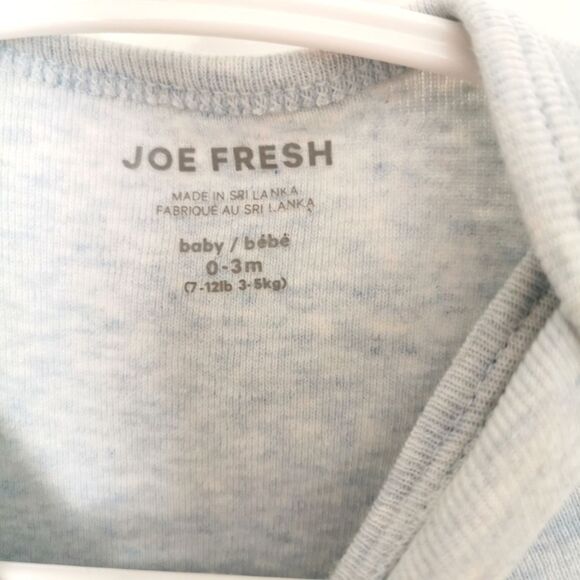 *free Joe Fresh short sleeve onesie 0-3 m - Picture 3 of 4